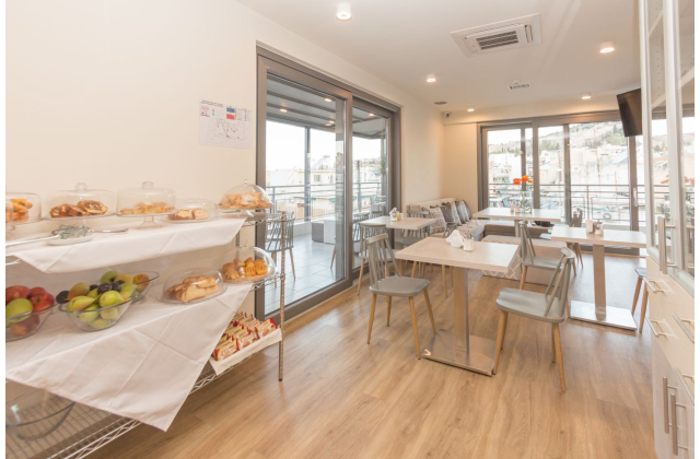 &Phi;&omega;&tau;&omicron;&gamma;&rho;&alpha;&phi;ί&epsilon;&sigmaf;